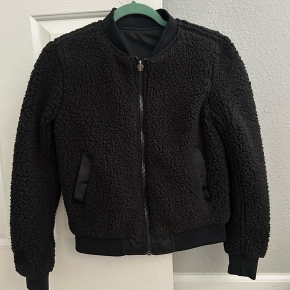 RD Style Women’s Reversible Faux Shearling Bomber Jacket - Picture 7 of 9